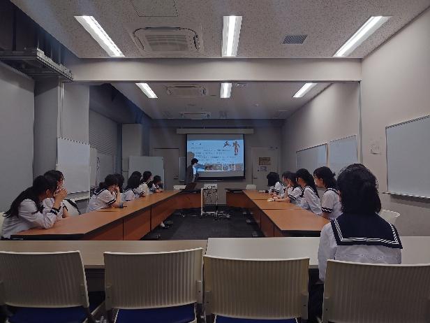 豊島岡女子学園中学校高等学校2025年度第1回キャリアイベント報告